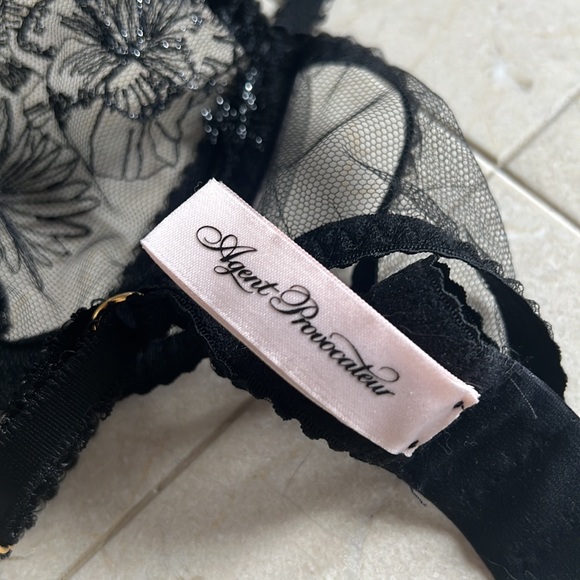 Agent Provocateur Astria Plunge Underwired Bra 32B in metallic black floral NWOT - Picture 5 of 9